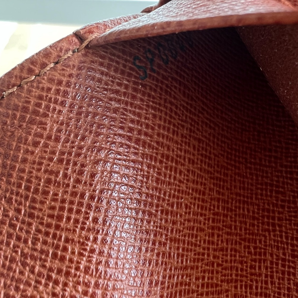Louis Vuitton Large Monogram wallet - Picture 6 of 6